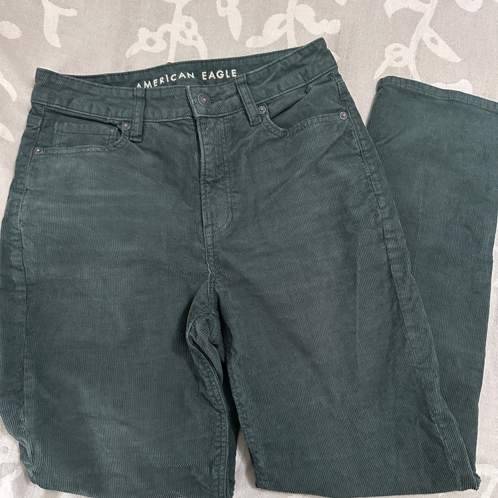 American Eagle Outfitters Green Straight corduroy